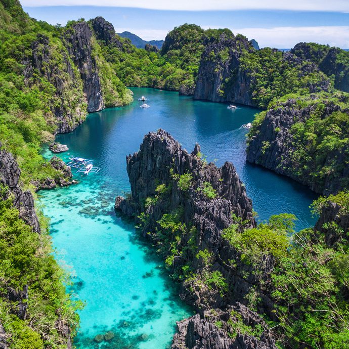 Limestone cliffs of El Nido Palawan Lagoon, Philippines