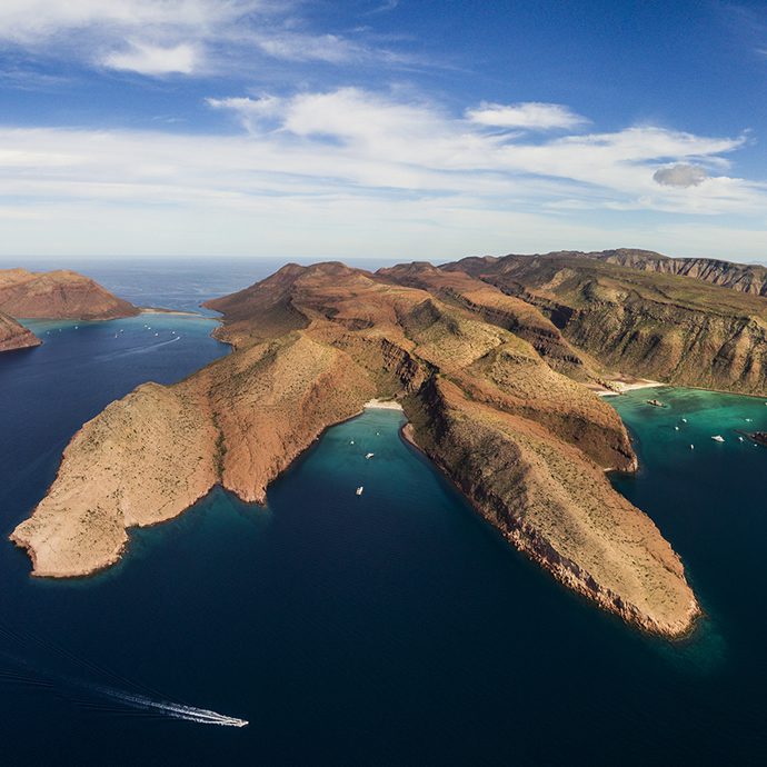 Espiritu Santo Island - La Paz Tourism